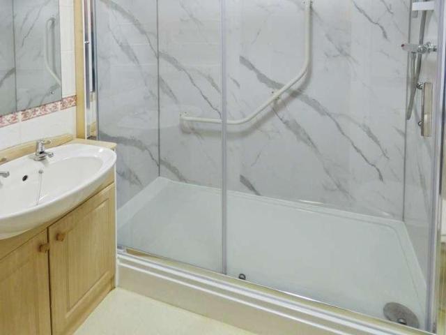 Flat for sale in Hedge End, Helford