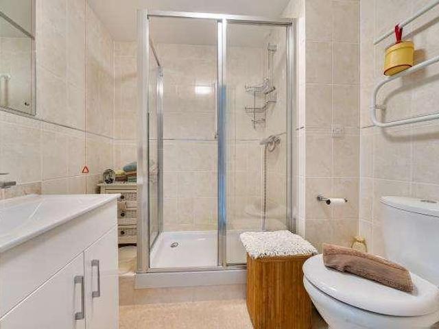 Flat for sale in Enborne, West Berkshire