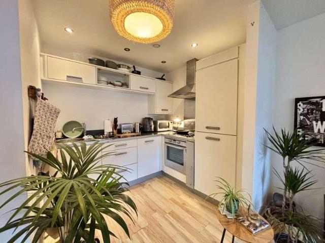 Flat for sale in Hulme, Georgia