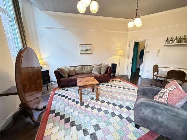 Flat for sale in City Centre, Georgia