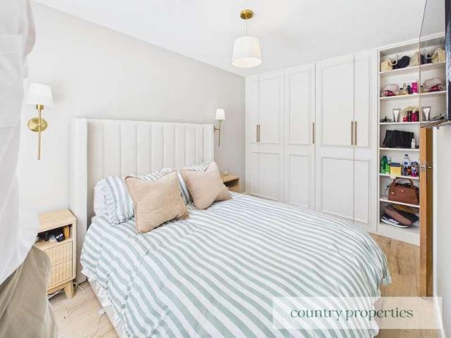 Flat for sale in Panshanger, Fretherne