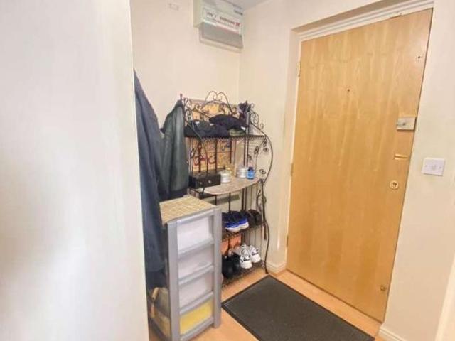 Flat for sale in Oldbury, The Ashes