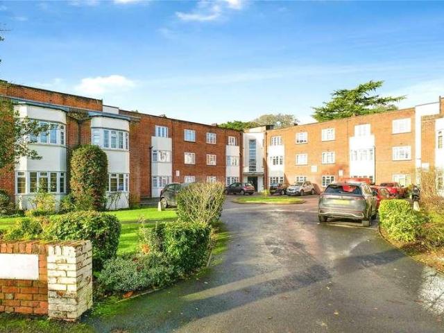 Flat for sale in Reading West, Reading