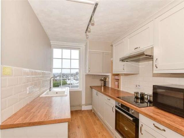 Flat for sale in St. Dunstan's, The Bridge