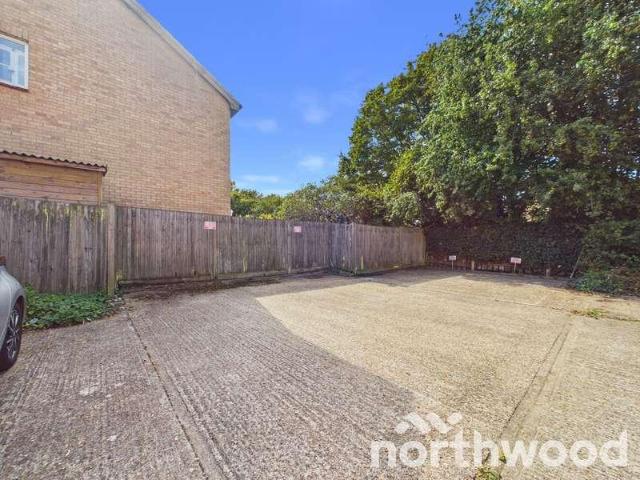Flat for sale in Bridgefield, Kent