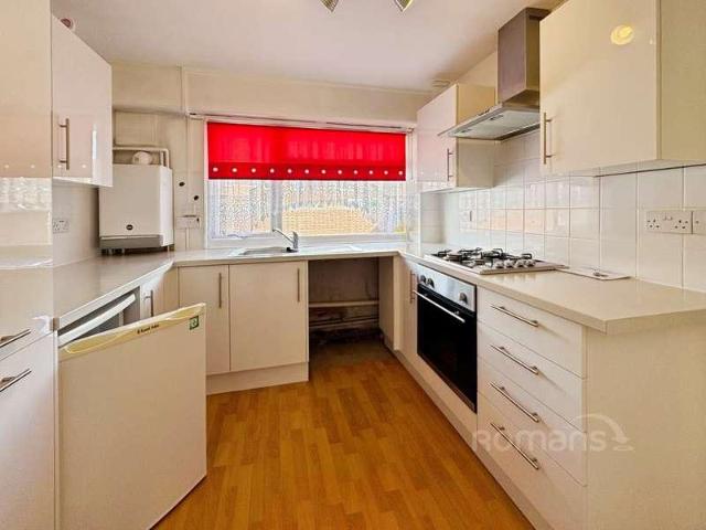 Flat for sale in Aldershot, Hampshire