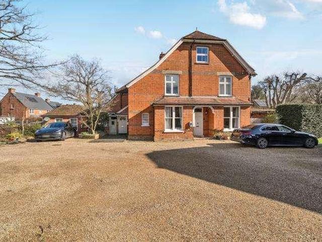 Flat for sale in Sunninghill and Ascot