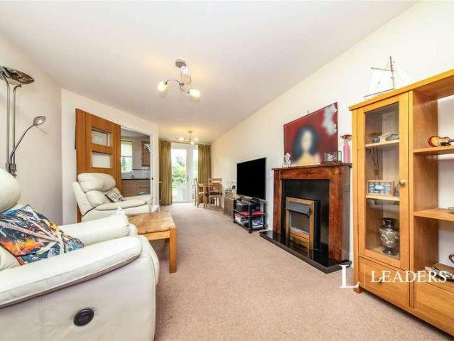 Flat for sale in Stoke, Ipswich
