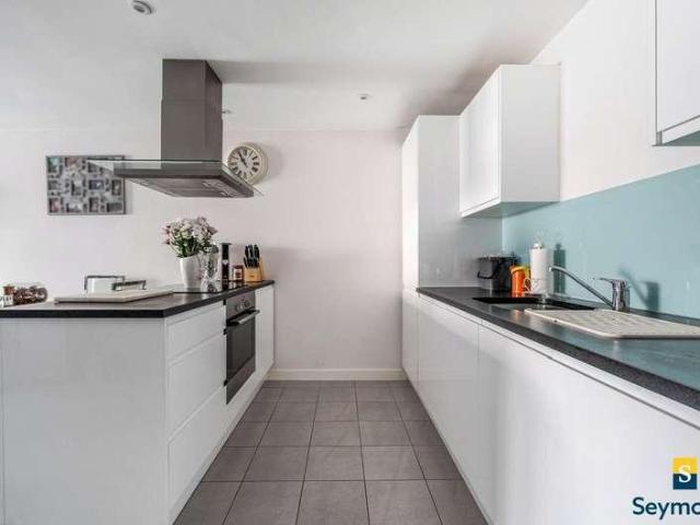 Flat for sale in Woodbridge Hill, Westborough