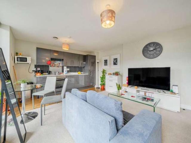 Flat for sale in Ordsall, Salford