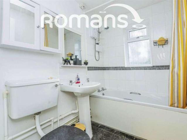 Flat for sale in Aldershot, Hampshire