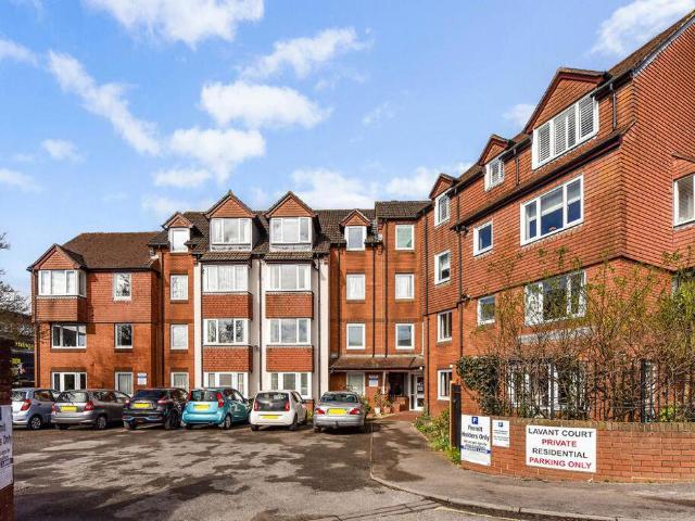 Flat for sale in Petersfield, Bolton Low Houses