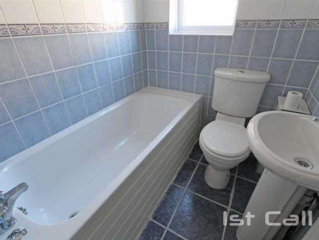 Flat for sale in Southend-on-sea, Kursaal Estate