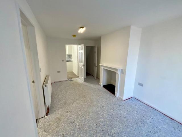 Flat for sale in Central, Heathlands