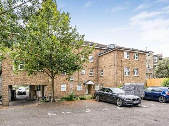 Flat for sale in Clapton, Lower Clapton