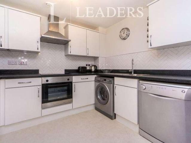 Flat for sale in Hough Green, Chester