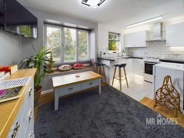 Flat for sale in Falcon Lodge, Wales