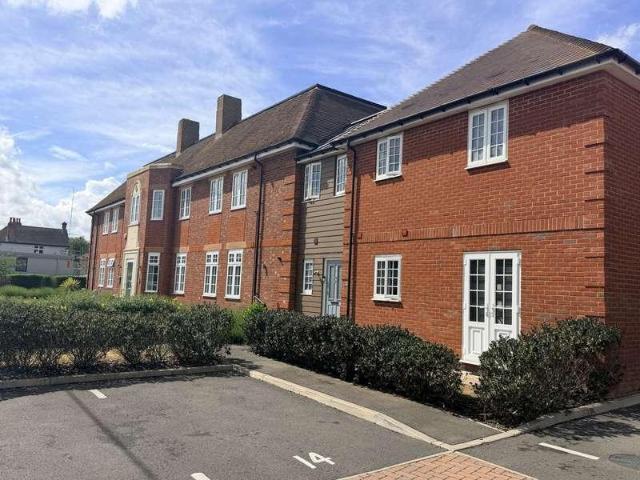 Flat for sale in Drybridge Hill, Eastbridge
