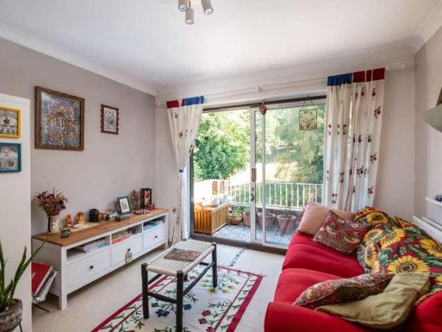 Flat for sale in Reffles Bridge, Red Hill