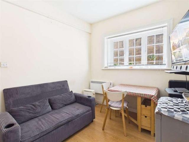 Flat for sale in Guildford Park, Westborough