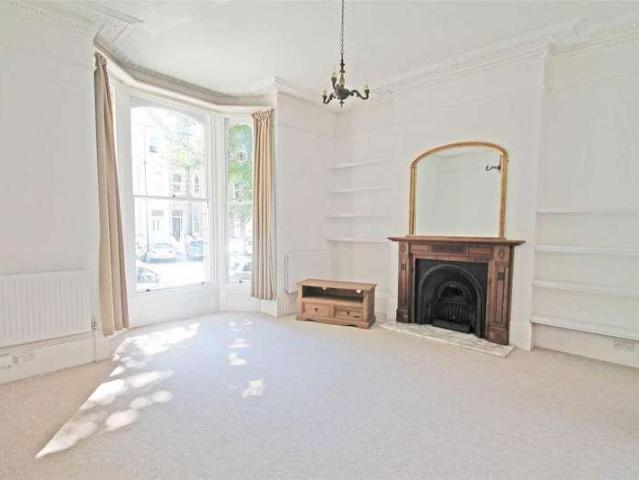 Flat for sale in Aldrington