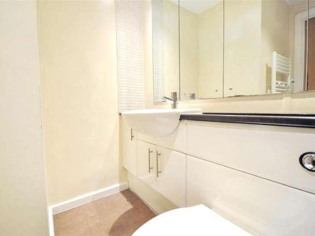 Flat for sale in Stone, Baswich