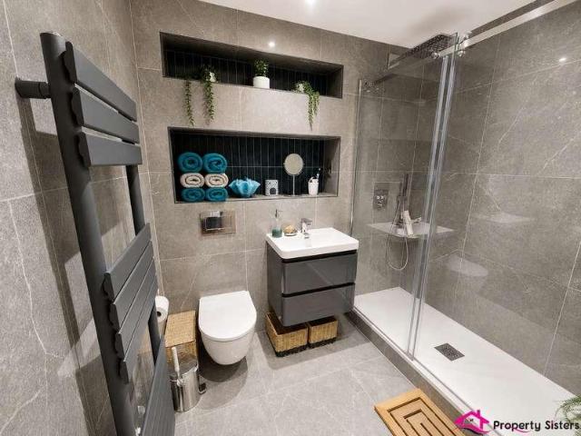 Flat for sale in Colindale, Greater London