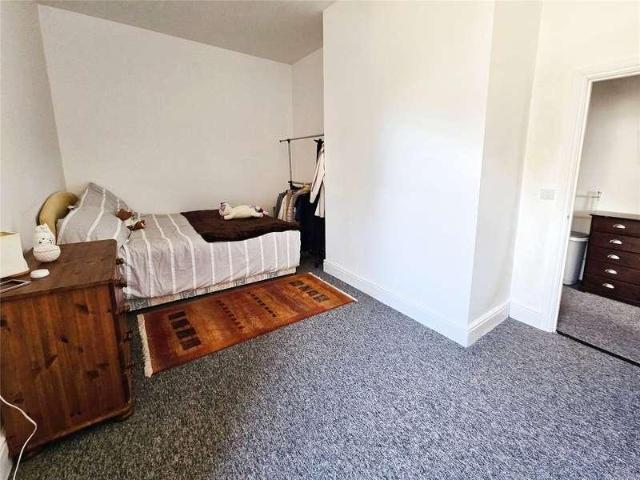 Flat for sale in Totland, Isle Of Wight