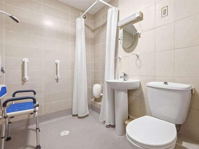 Flat for sale in Barling, Essex