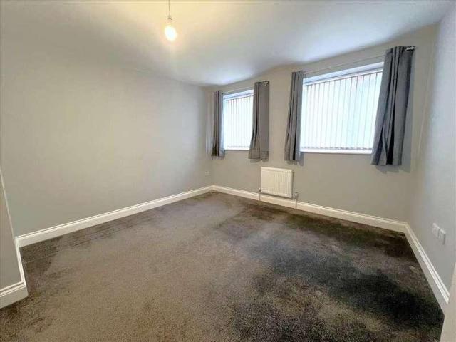 Flat for sale in New Town, Horsham
