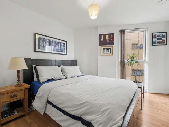 Flat for sale in Clapton, Lower Clapton