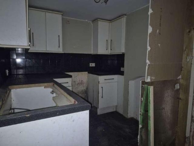 Flat for sale in Oxenden, The Bridge