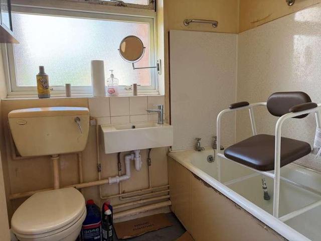 Flat for sale in Burnham, Swallow
