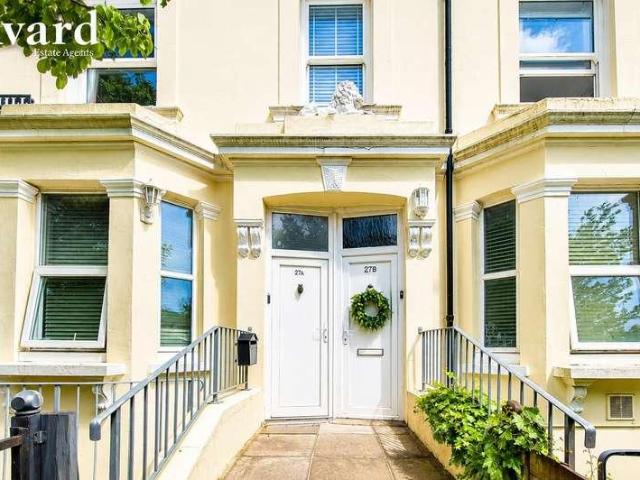 Flat for sale in Round Hill, Brighton & Hove
