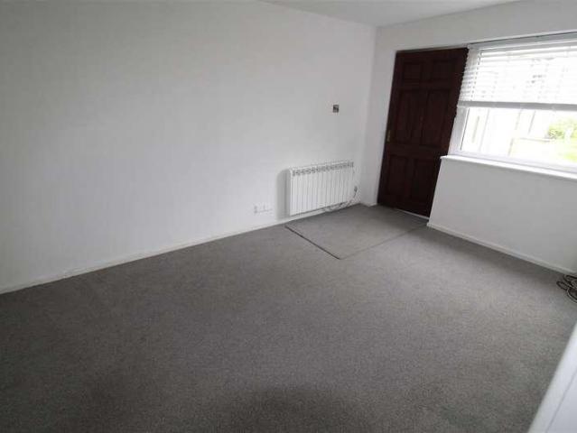 Flat for sale in Lee Bank, Greater Manchester
