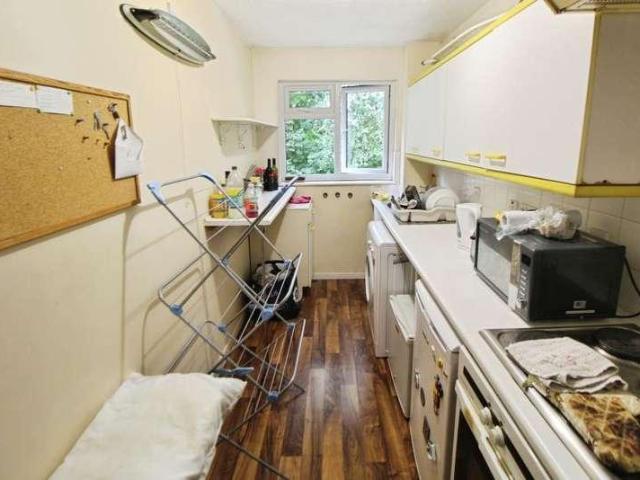 Flat for sale in Slough