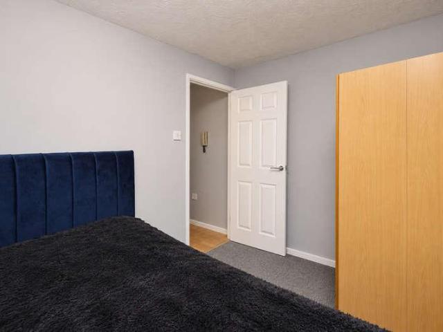 Flat for sale in Belmont Rural