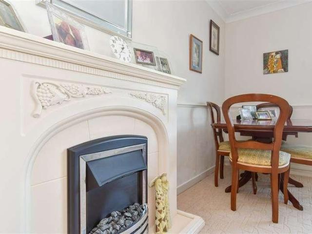 Flat for sale in Elm Park, Greater London