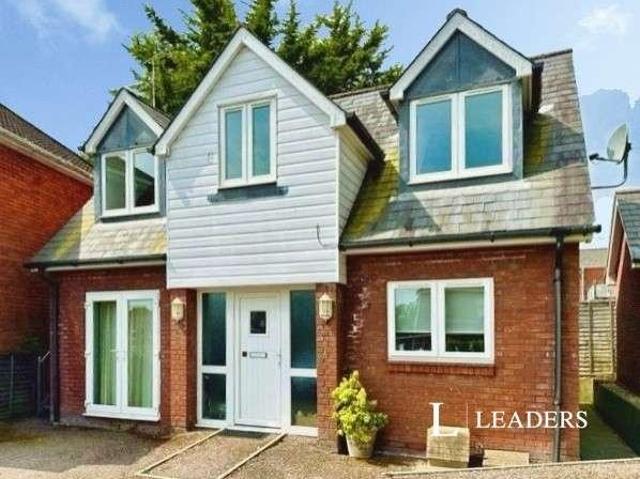 Flat for sale in Itchen, City Of Southampton