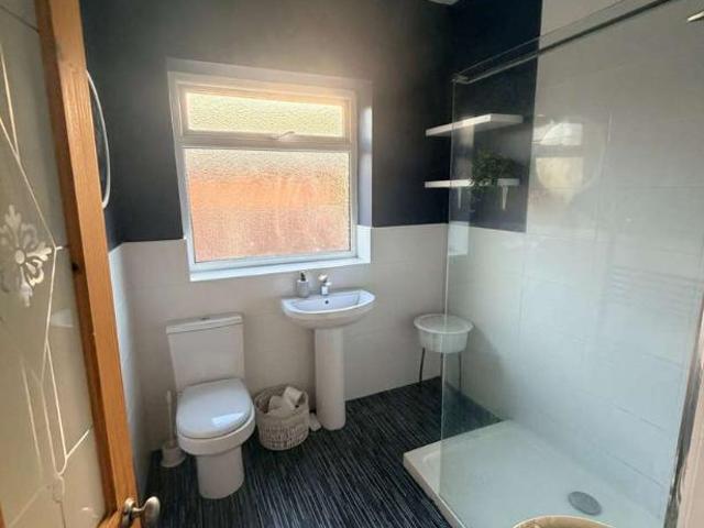 Flat for sale in Marshside, Southport