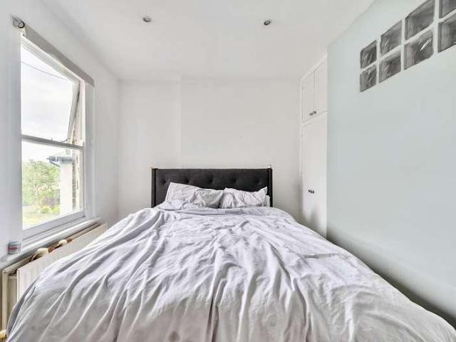 Flat for sale in New Barnet, Isle Of Man