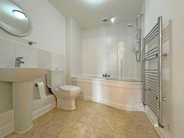 Flat for sale in St Leonards, Watergate