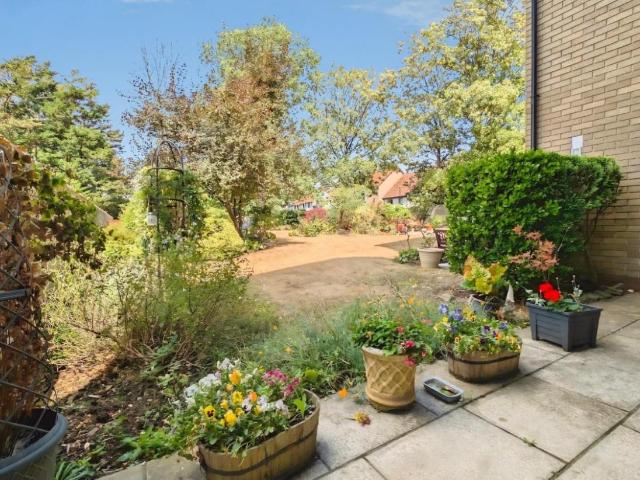 Flat for sale in Feckenham, City Of Bristol
