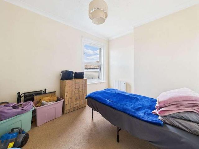 Flat for sale in West Worthing, Worthing
