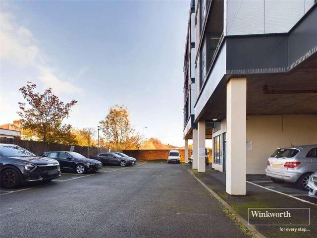 Flat for sale in Preston, Greater London