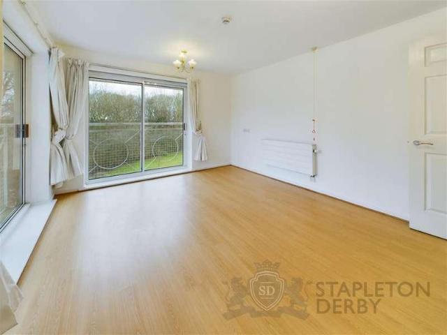 Flat for sale in St. Helens, Portico