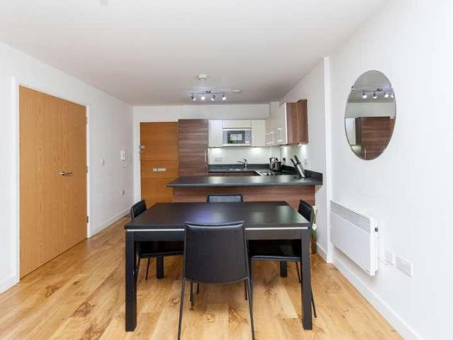 Flat for sale in West Drayton, Greater London