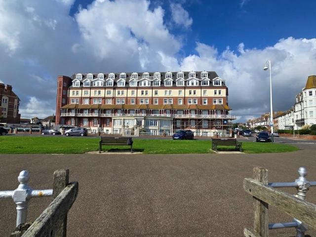 Flat for sale in Central, Heathlands