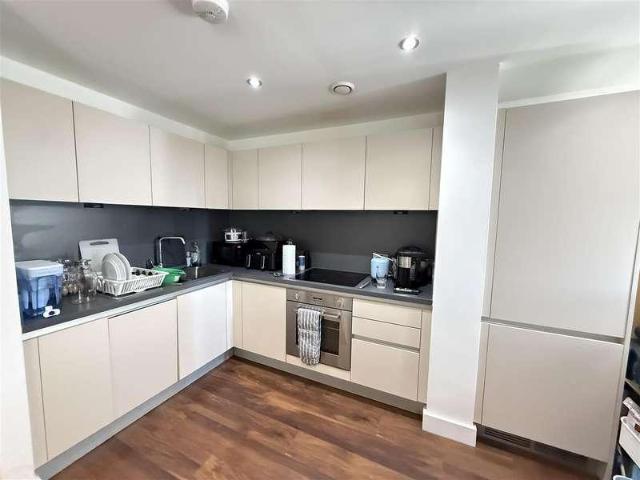 Flat for sale in City Centre, Georgia