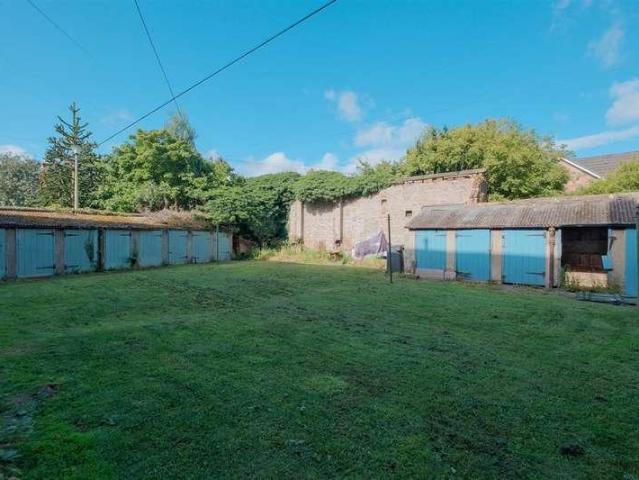 Flat for sale in Chantinghall, Hamilton